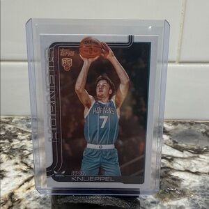 Kon Knueppel Topps Hornets ROOKIE Basketball Card  - wOW